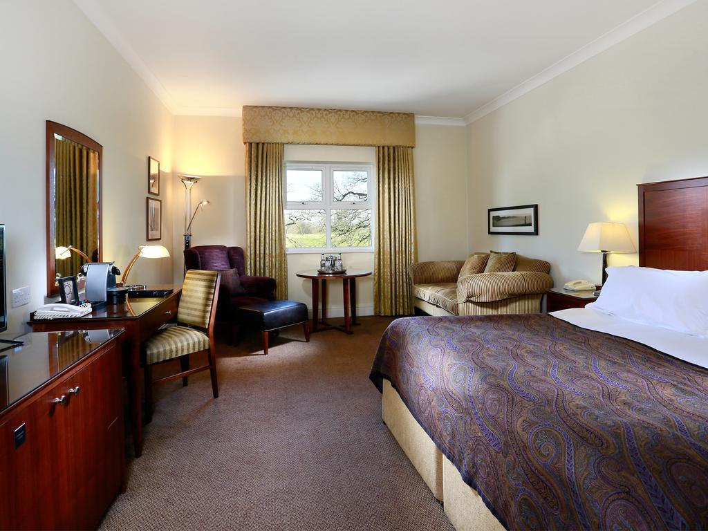 Macdonald Portal Hotel, Golf & Spa Cobblers Cross, Cheshire Tarporley Bagian luar foto